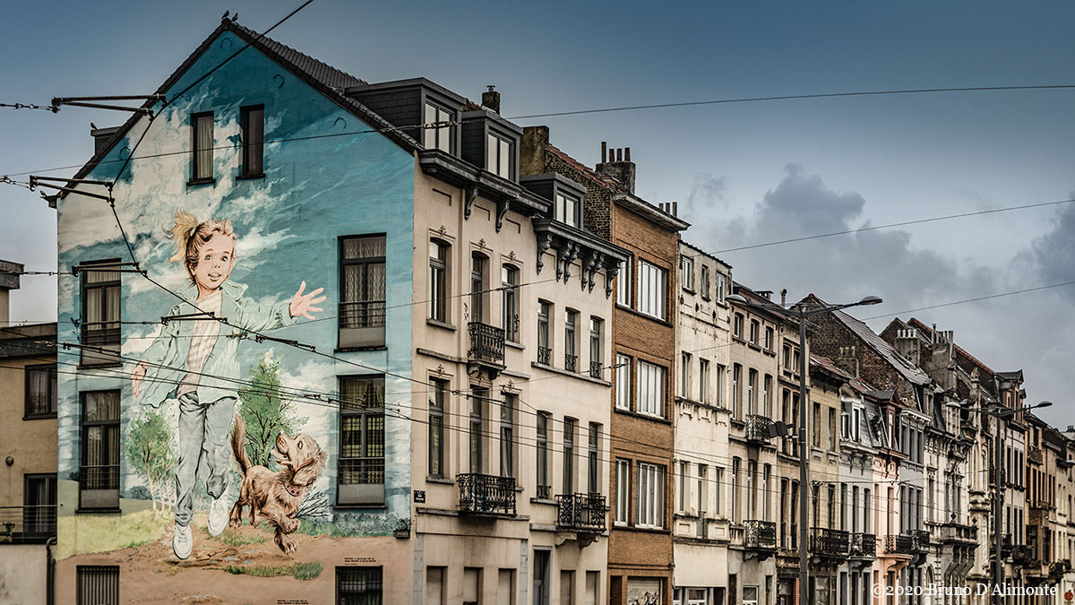 Laeken, fresque du personnage de Martine située à Laeken