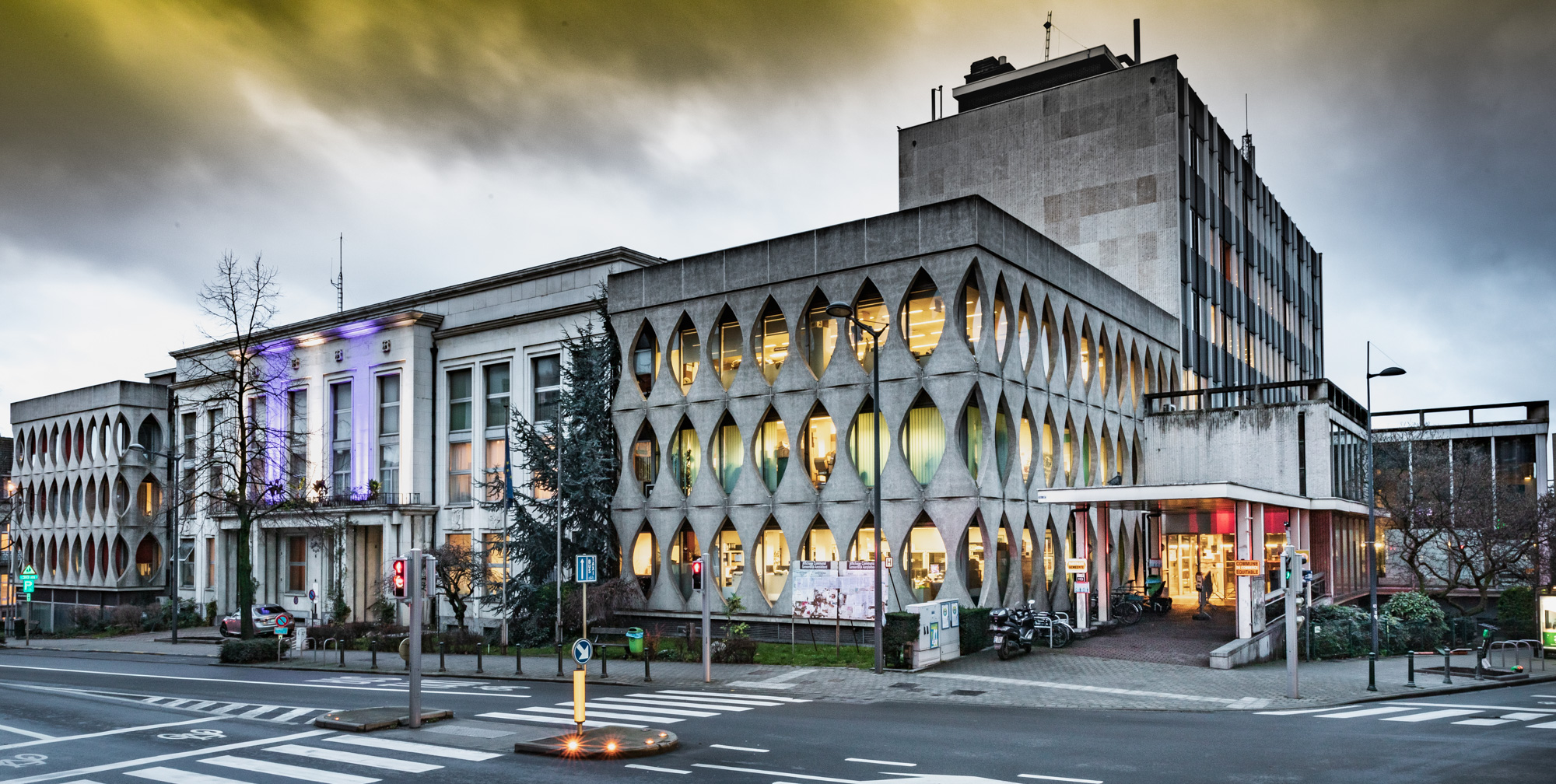 Hotel Communal de Etterbeek Avenue d'Auderghem par Bruno D'Alimonte