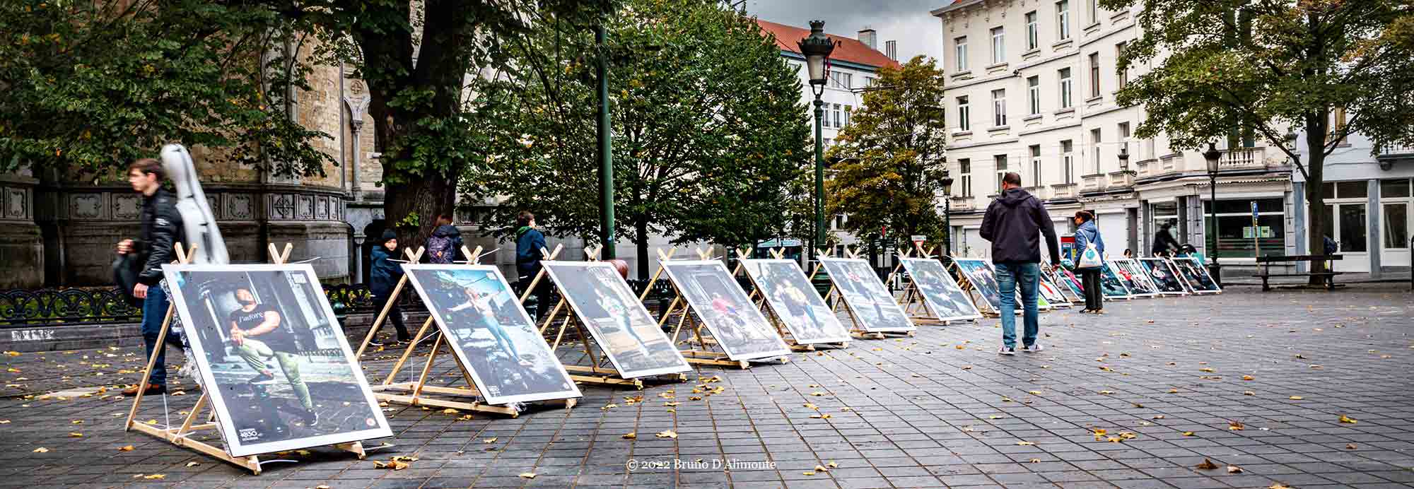 Place aux Reines, une installation qui questionne la place de la femme dans l'espace public